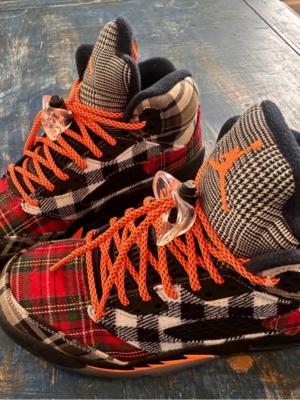 Jordan Kids' Plaid High-Top Sneakers with Orange Laces 6Y 7.5 Womens